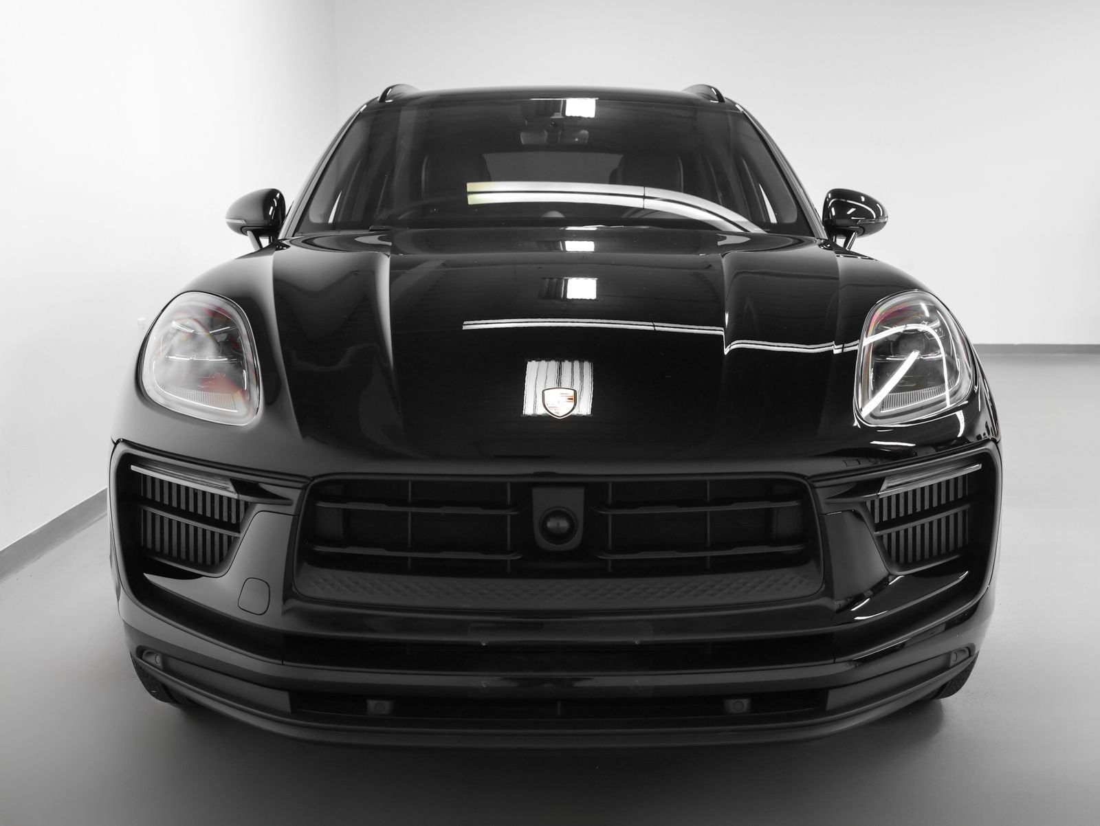 2023 Porsche Macan S