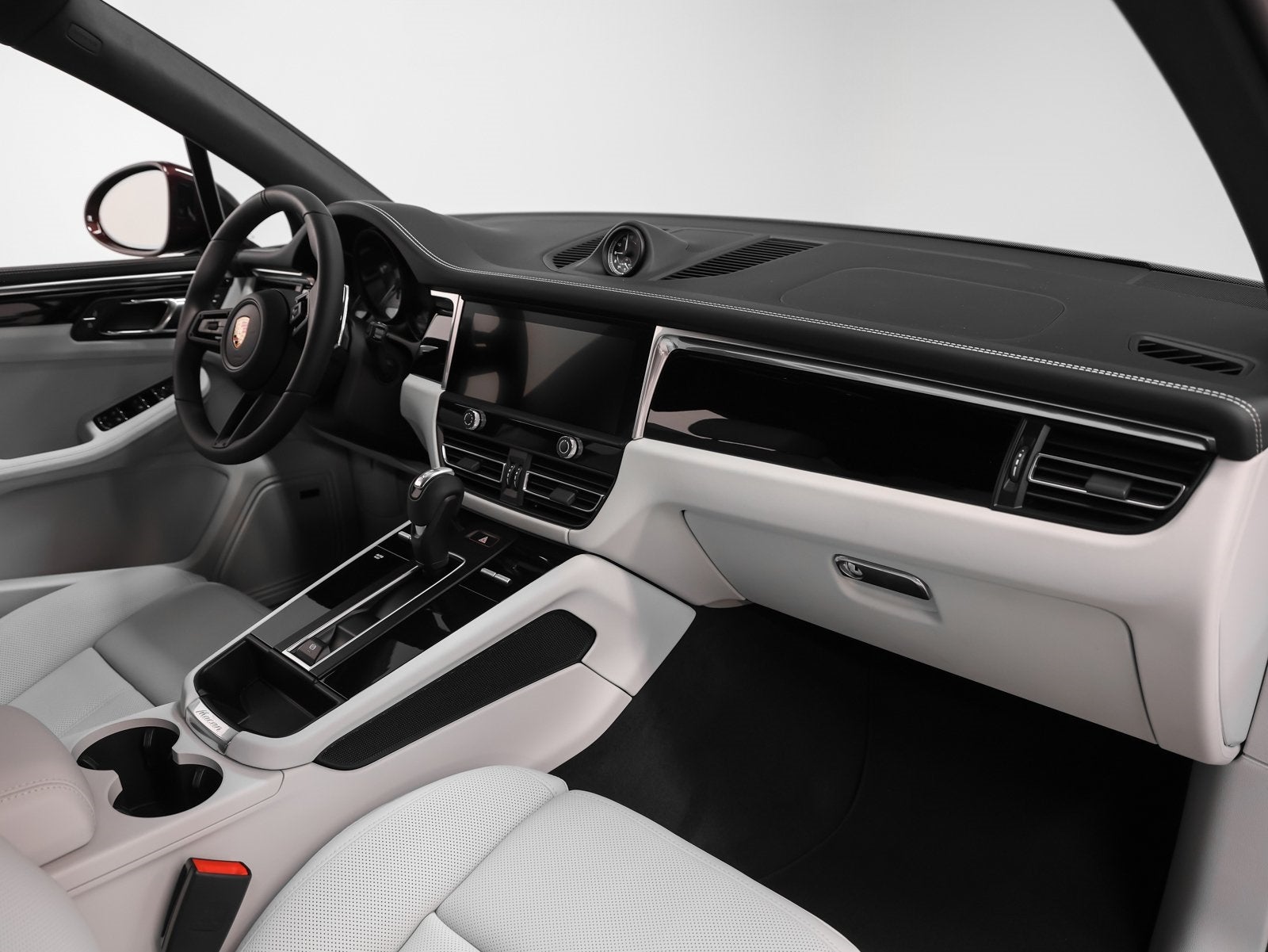 2026 Porsche Macan Macan S