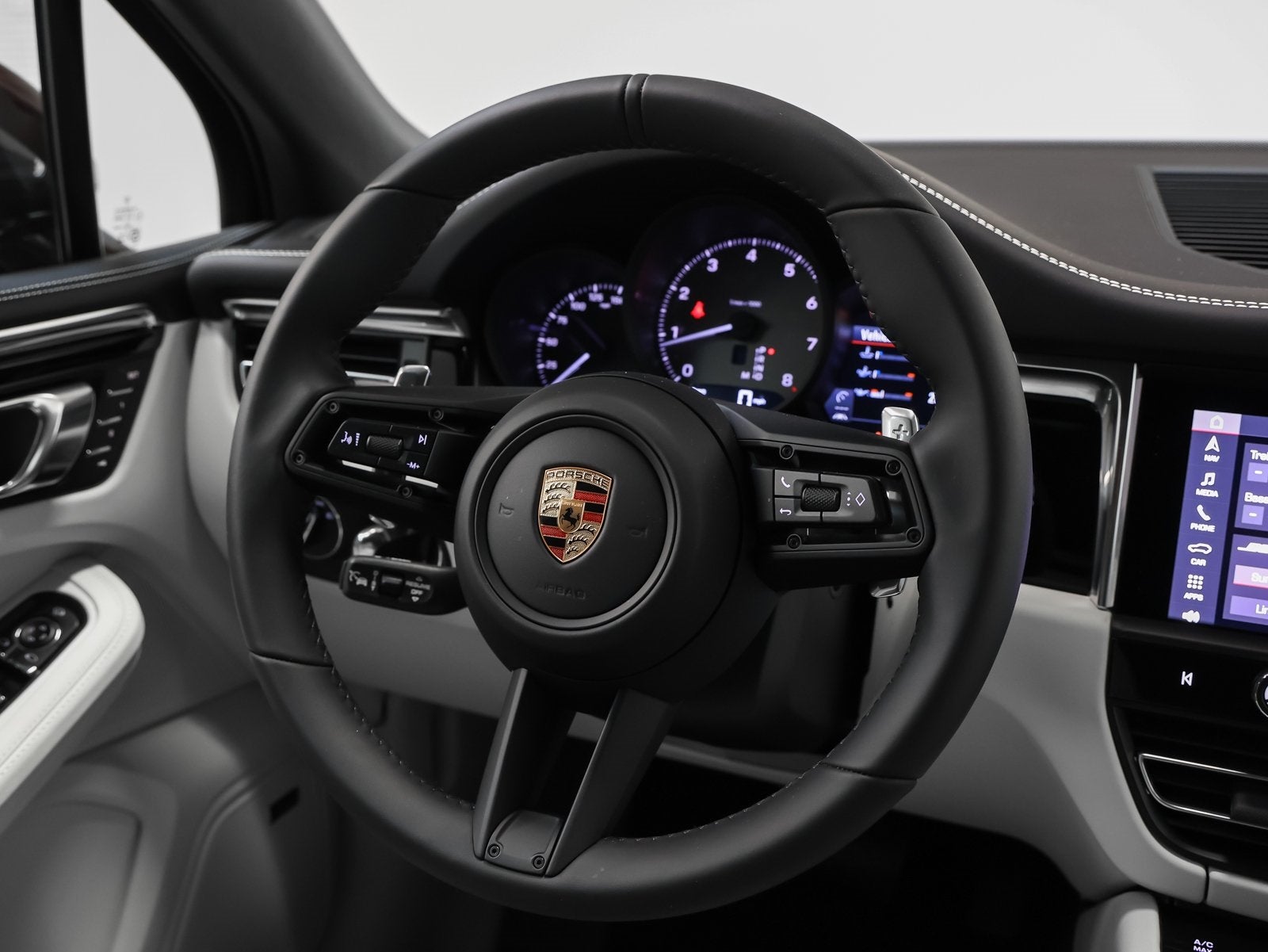 2026 Porsche Macan Macan S