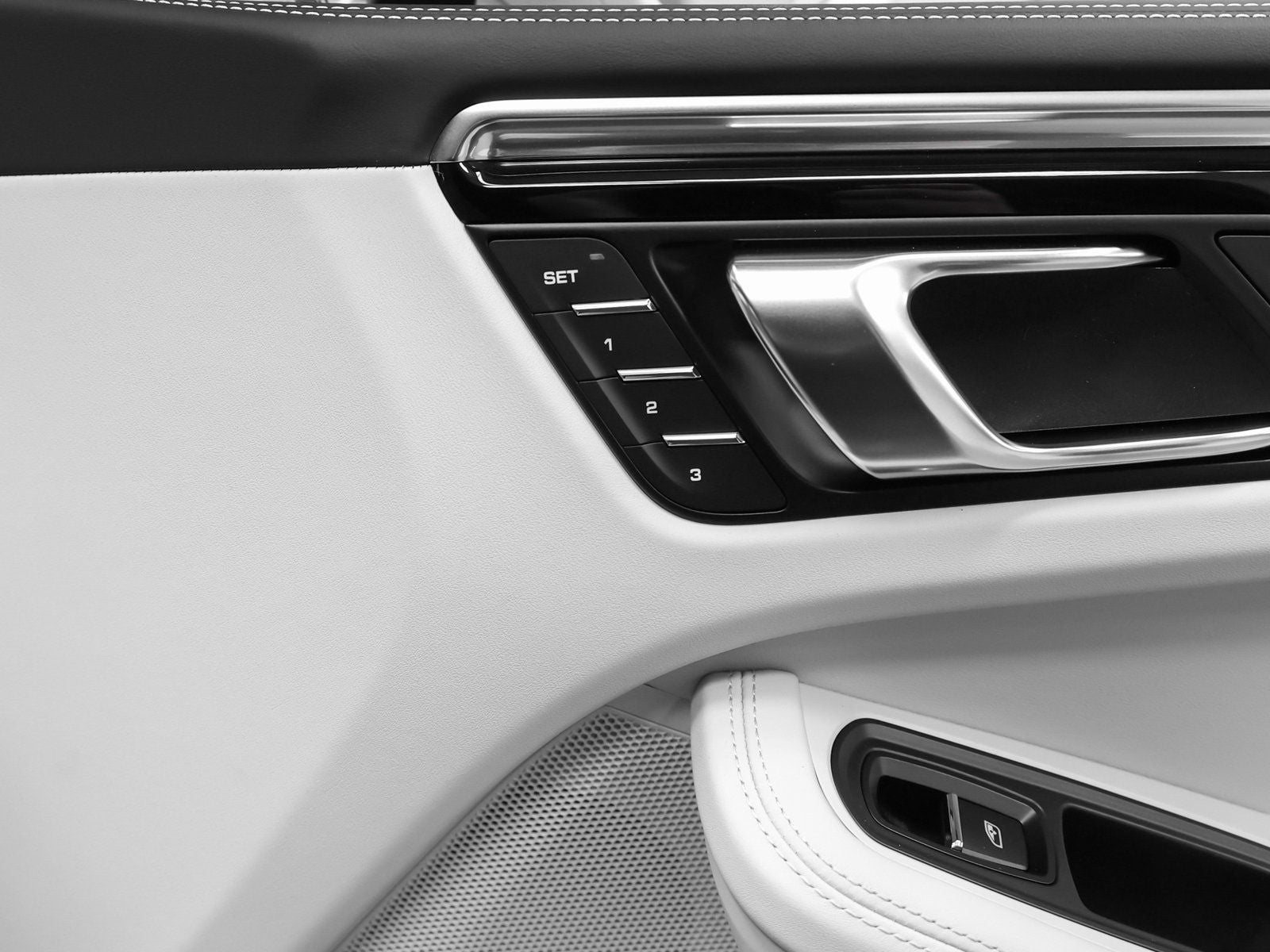 2026 Porsche Macan Macan S