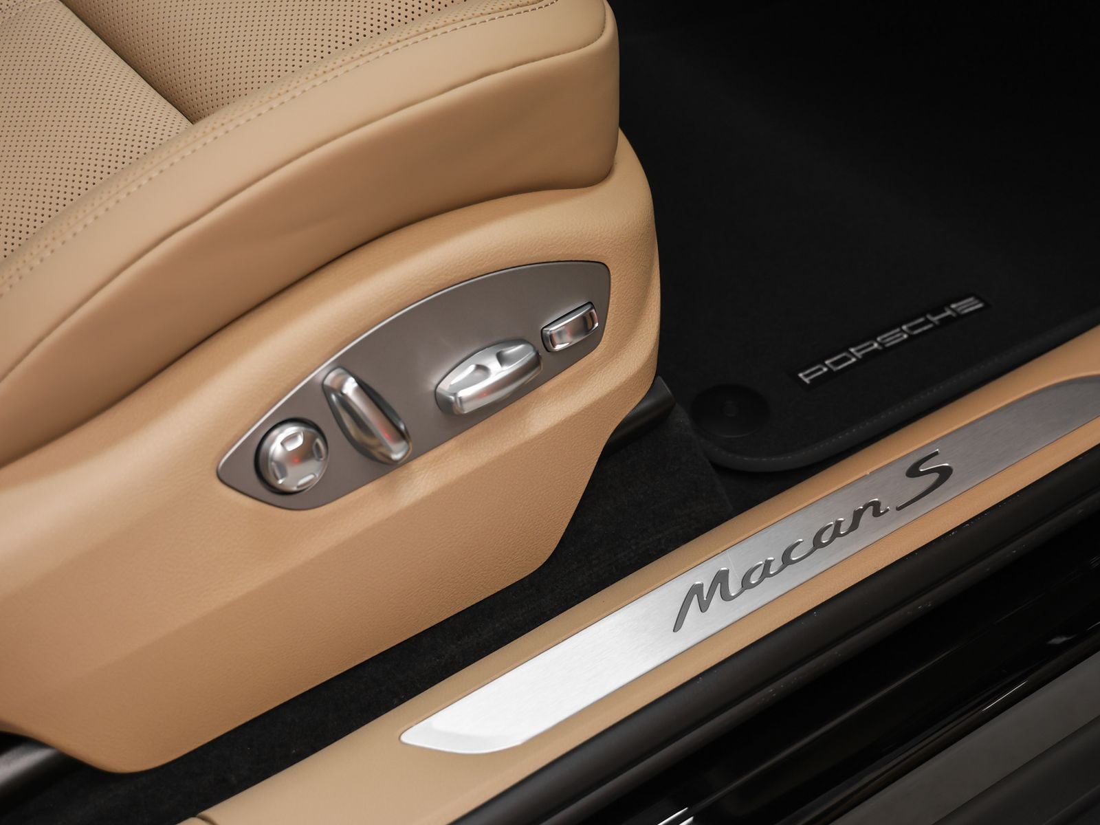 2026 Porsche Macan Macan S