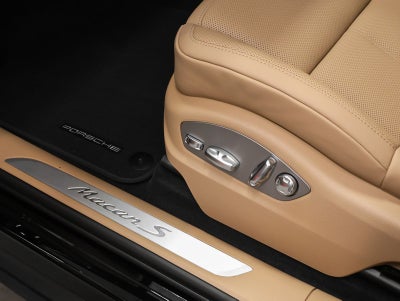 2026 Porsche Macan Macan S