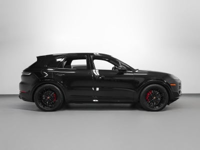 2026 Porsche Cayenne Cayenne GTS