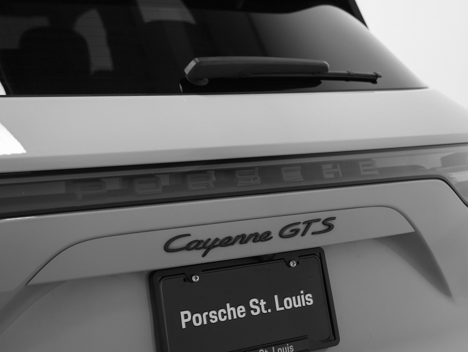 2023 Porsche Cayenne Cayenne GTS (MY23)
