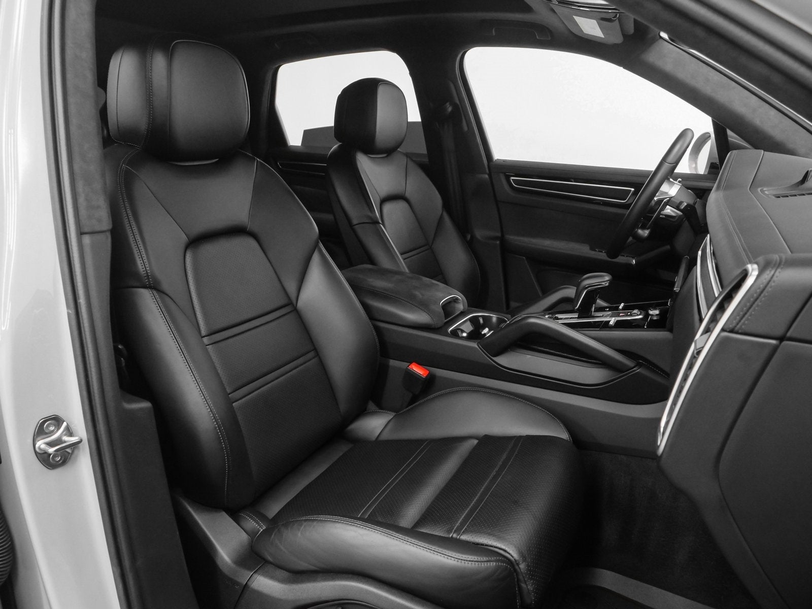 2023 Porsche Cayenne Cayenne GTS (MY23)