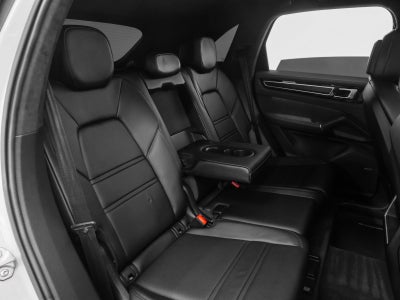 2023 Porsche Cayenne Cayenne GTS (MY23)