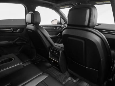 2023 Porsche Cayenne Cayenne GTS (MY23)