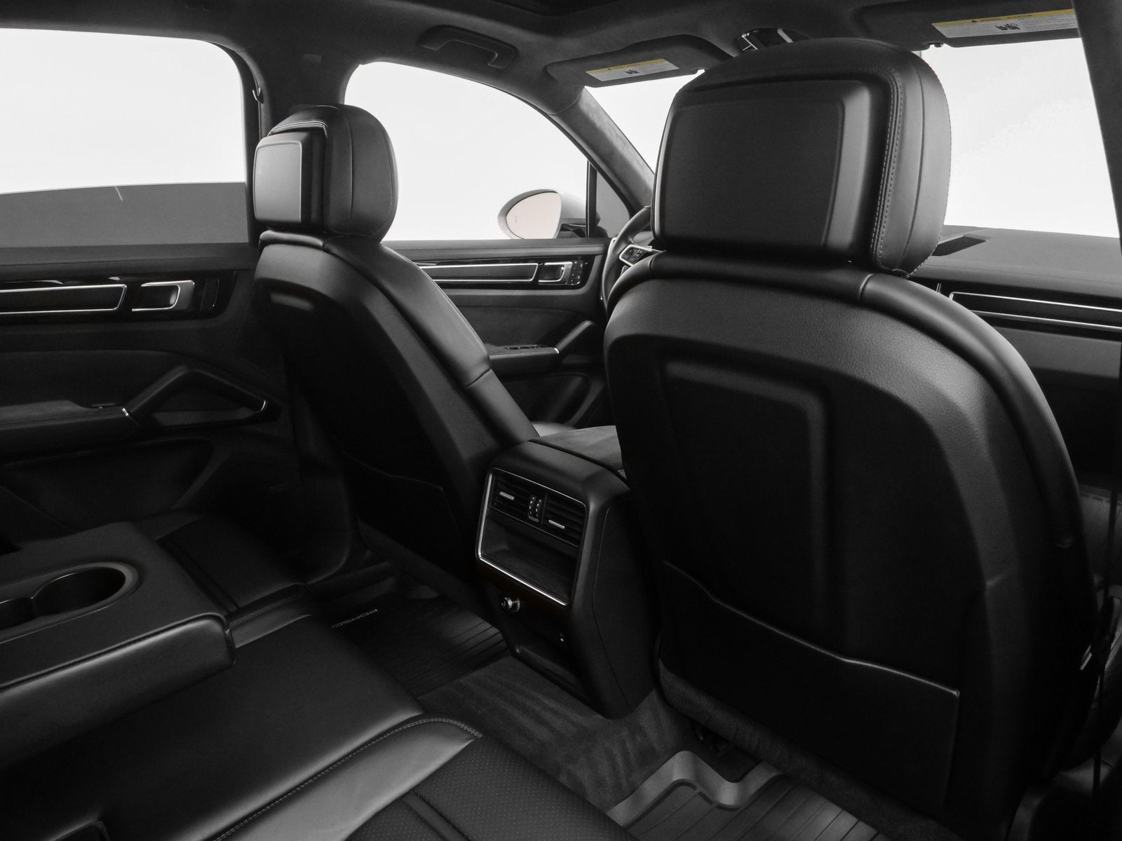 2023 Porsche Cayenne Cayenne GTS (MY23)