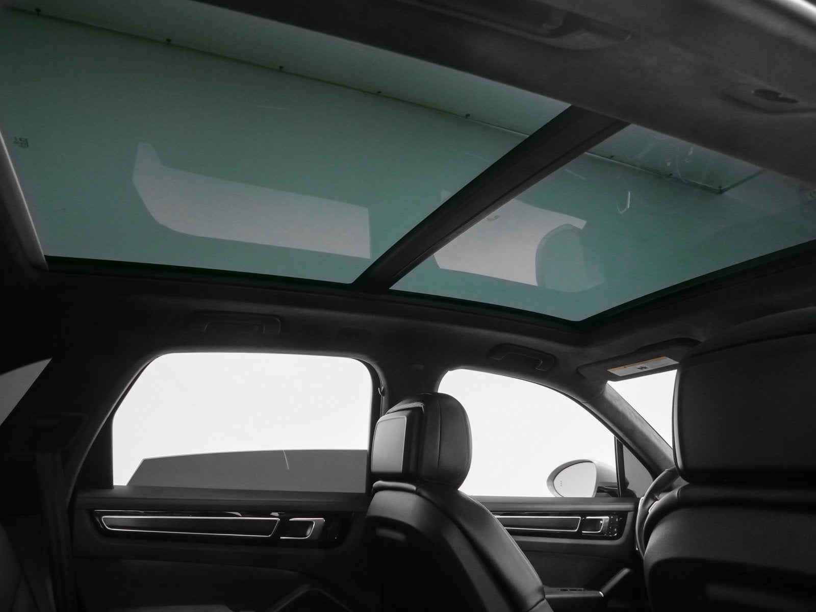 2023 Porsche Cayenne Cayenne GTS (MY23)