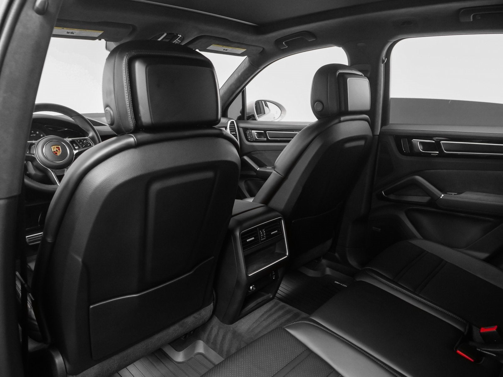 2023 Porsche Cayenne Cayenne GTS (MY23)