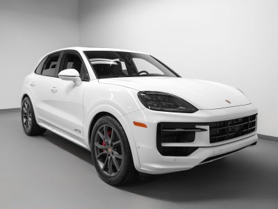 2025 Porsche Cayenne GTS