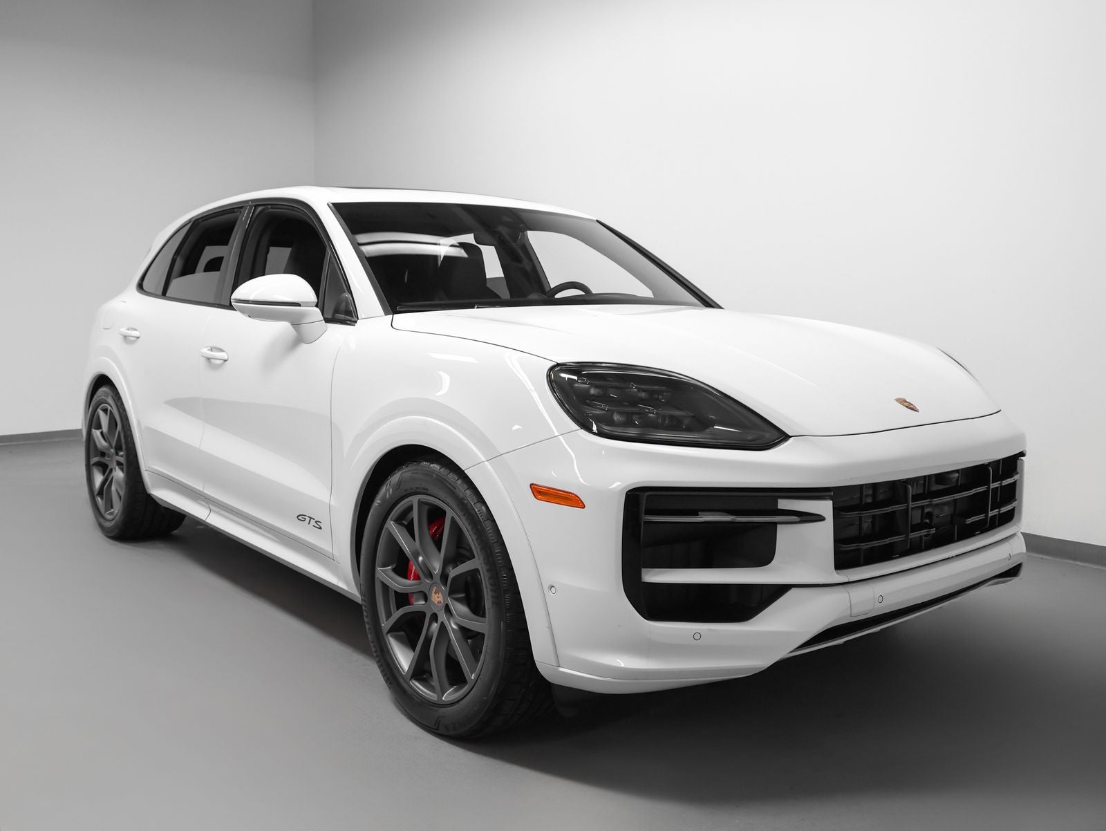 2025 Porsche Cayenne GTS