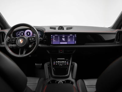 2025 Porsche Cayenne GTS