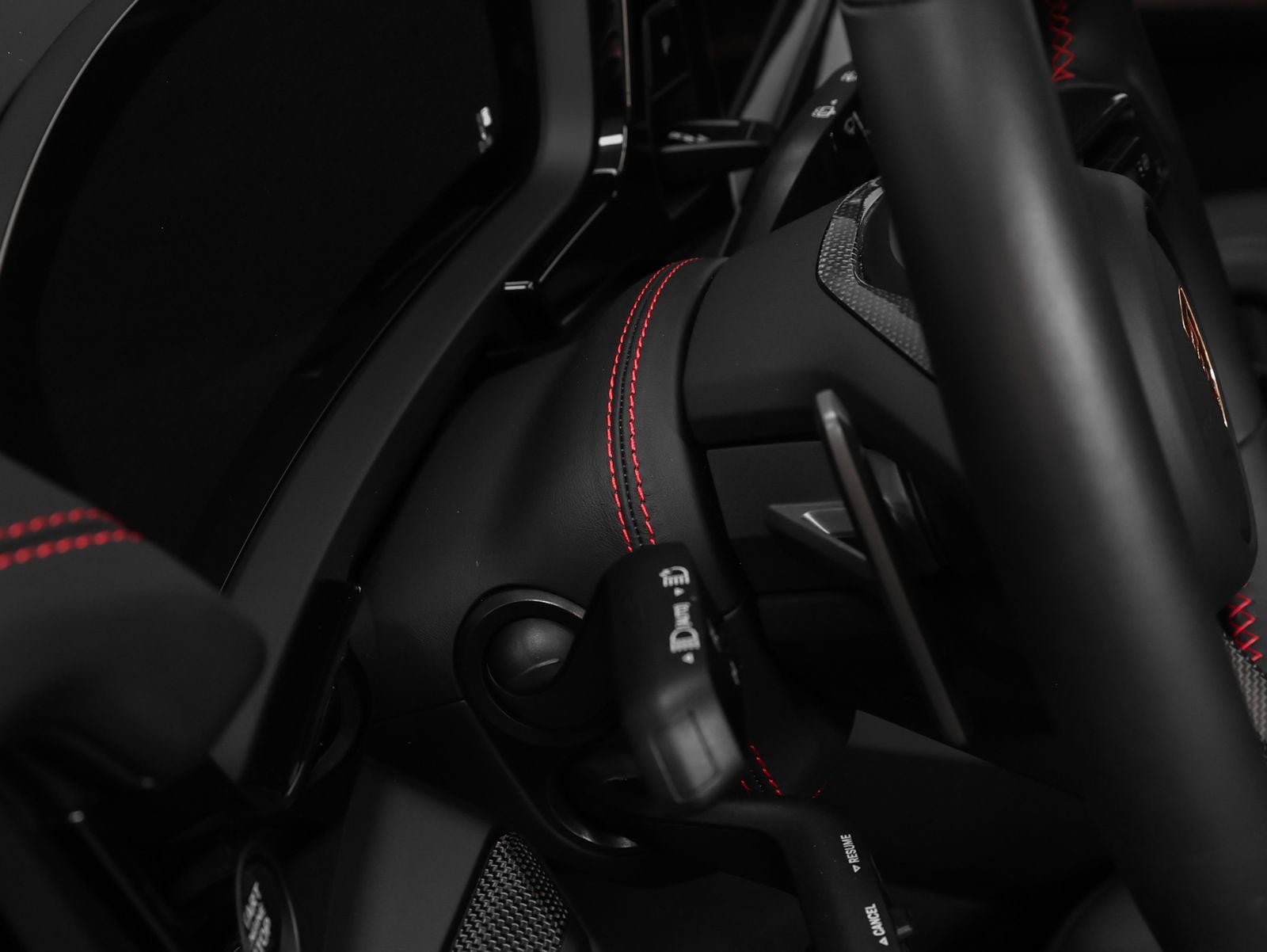 2025 Porsche Cayenne GTS