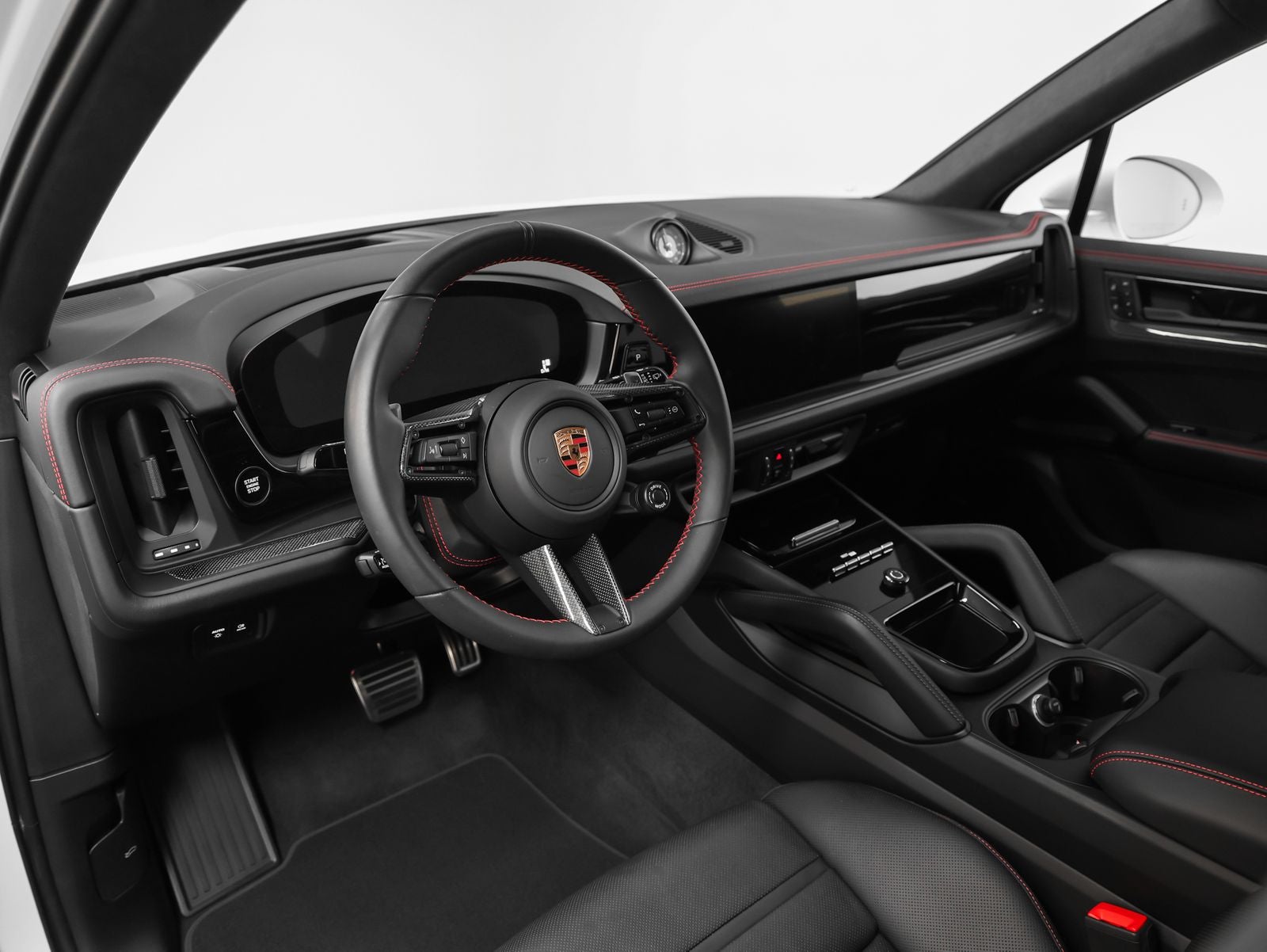 2025 Porsche Cayenne GTS