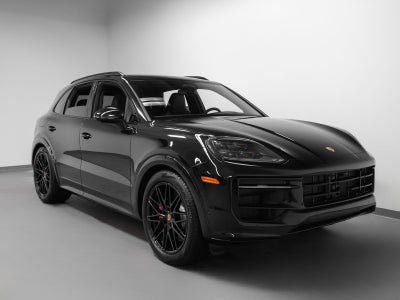 2026 Porsche Cayenne GTS