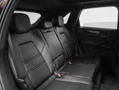 2026 Porsche Cayenne GTS