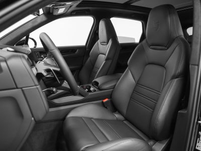 2026 Porsche Cayenne GTS