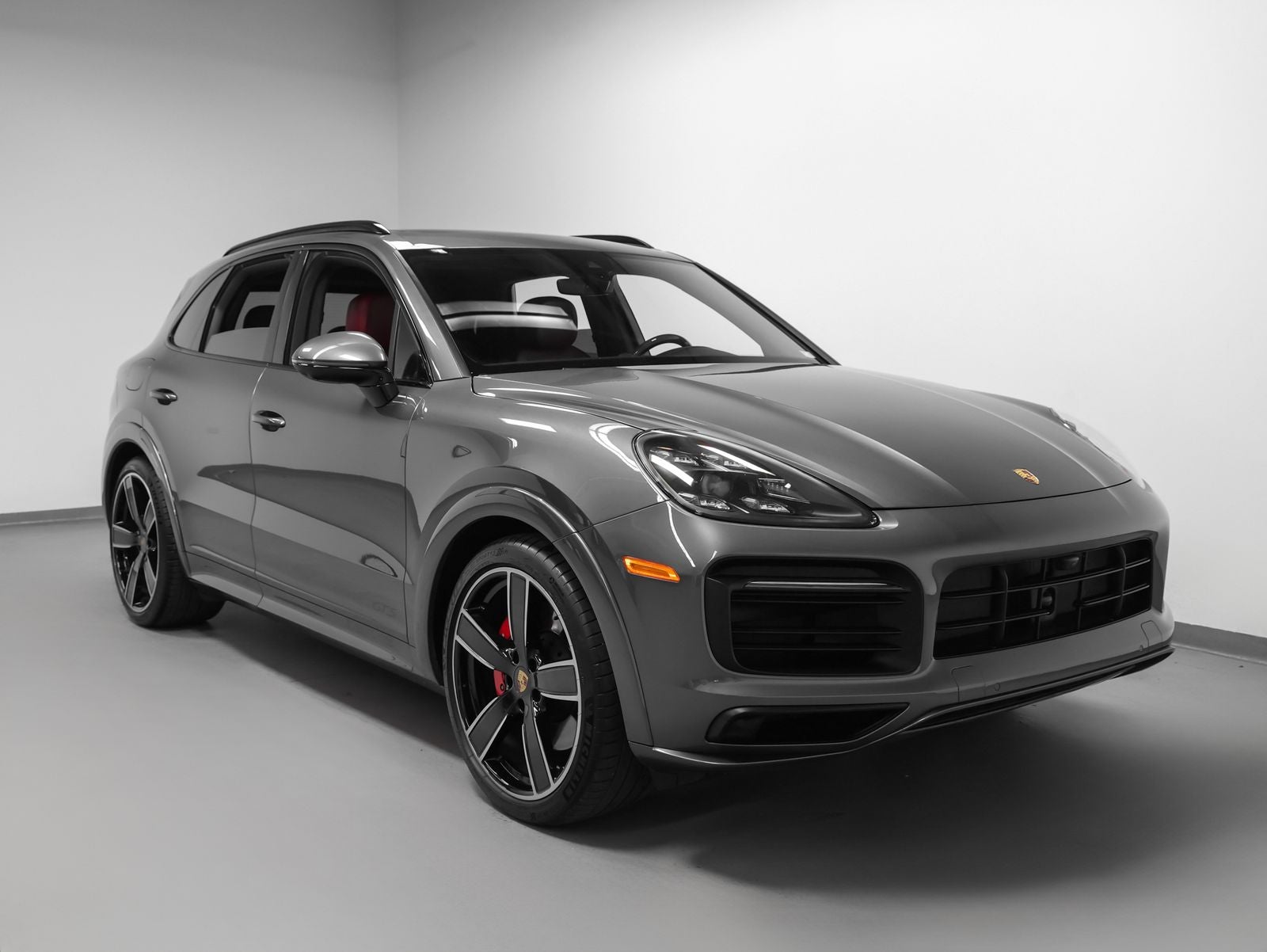 2021 Porsche Cayenne GTS