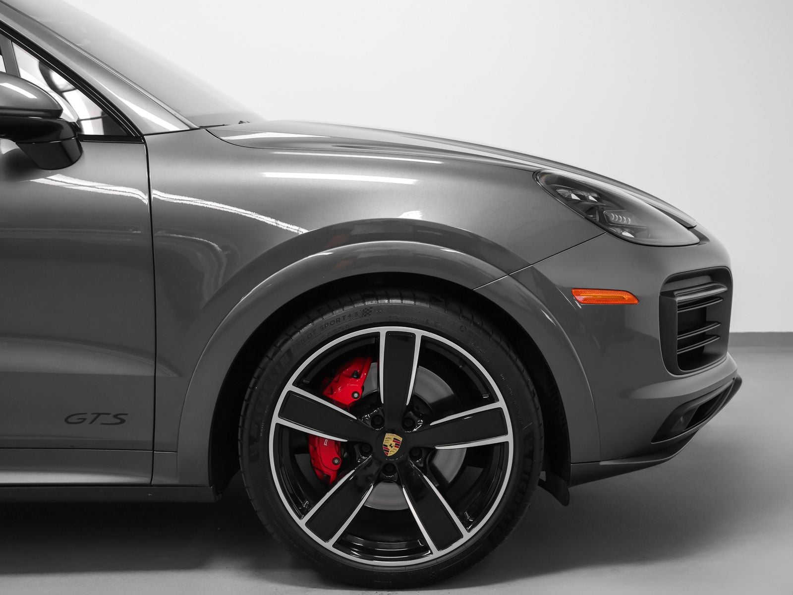 2021 Porsche Cayenne GTS