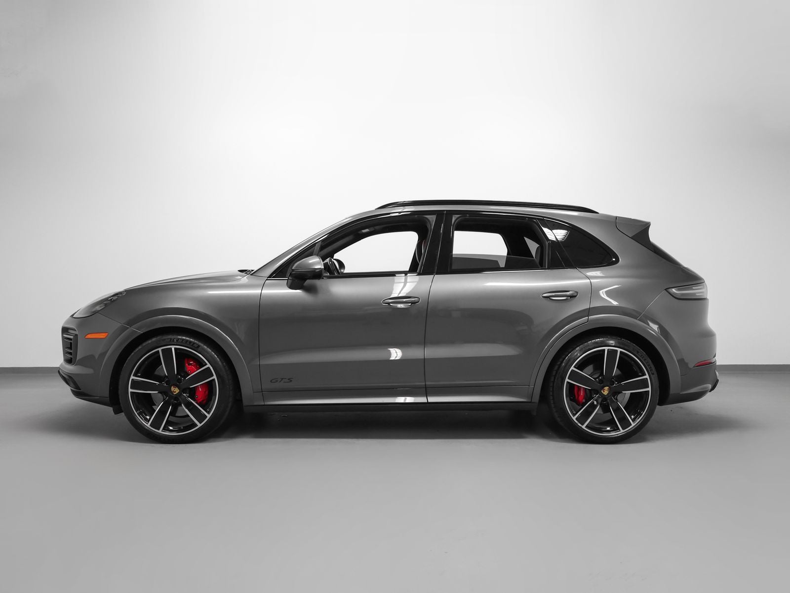 2021 Porsche Cayenne GTS