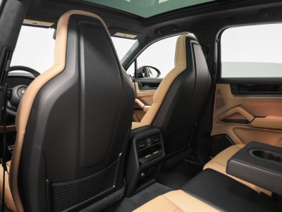2026 Porsche Cayenne Cayenne GTS