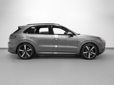 2026 Porsche Cayenne Cayenne GTS