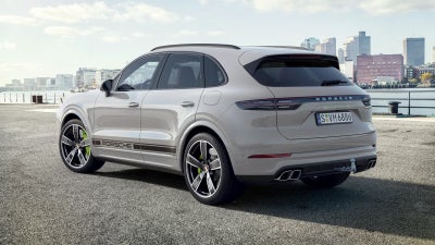 2023 Porsche Cayenne Cayenne Turbo S E-Hybrid (MY23)