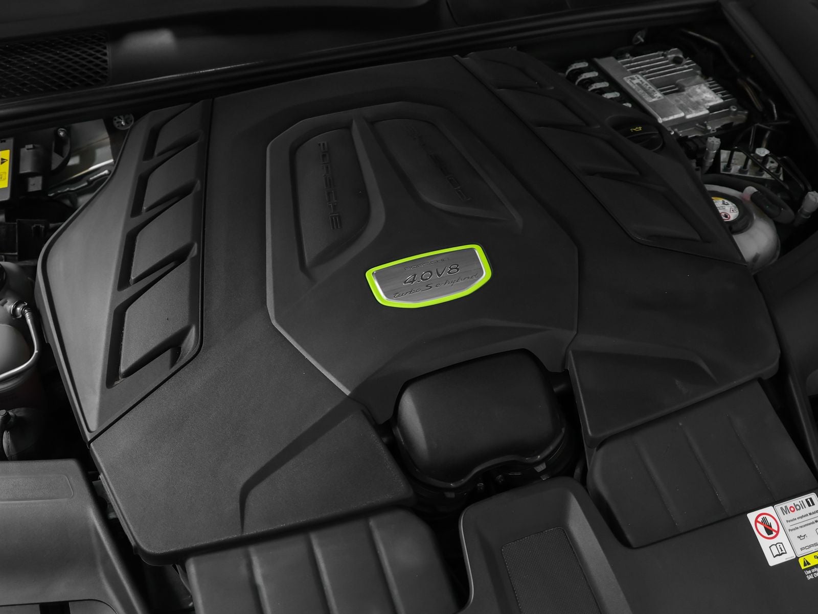 2023 Porsche Cayenne Cayenne Turbo S E-Hybrid (MY23)