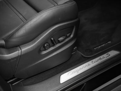 2023 Porsche Cayenne Cayenne Turbo S E-Hybrid (MY23)