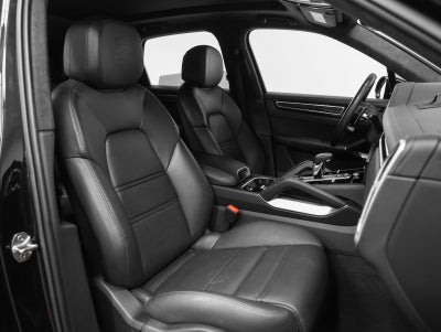 2023 Porsche Cayenne Cayenne Turbo S E-Hybrid (MY23)