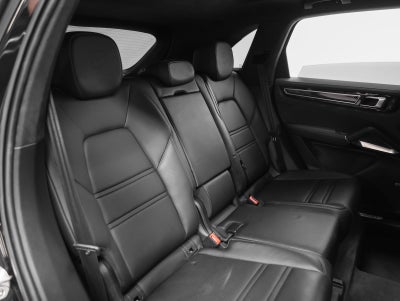 2023 Porsche Cayenne Cayenne Turbo S E-Hybrid (MY23)