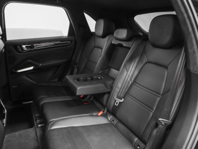 2023 Porsche Cayenne Cayenne Turbo S E-Hybrid (MY23)