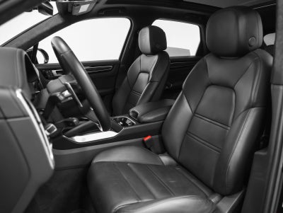 2023 Porsche Cayenne Cayenne Turbo S E-Hybrid (MY23)
