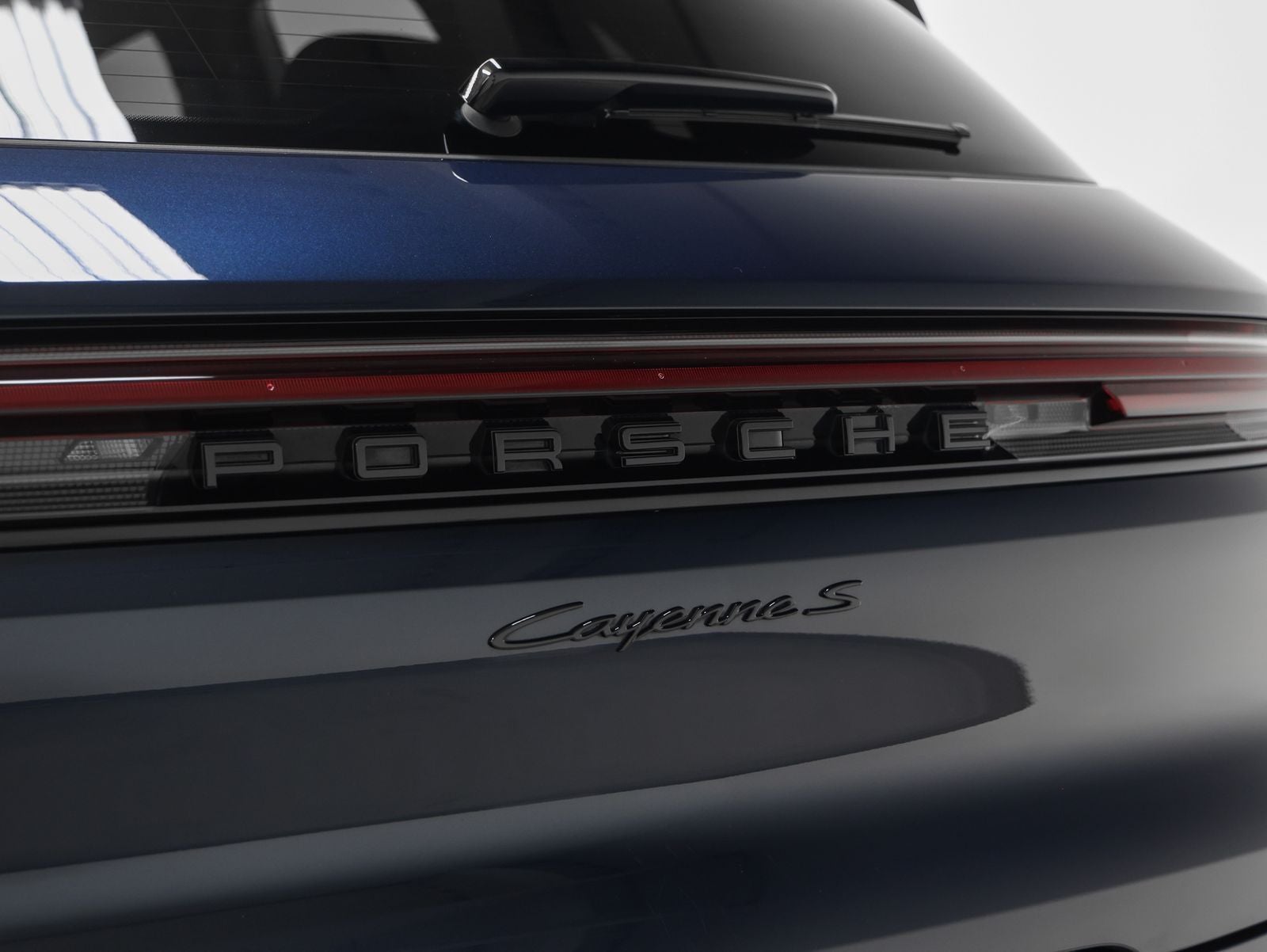 2024 Porsche Cayenne Cayenne S (MY24)