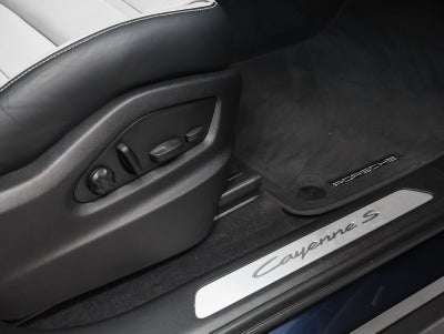 2024 Porsche Cayenne Cayenne S (MY24)