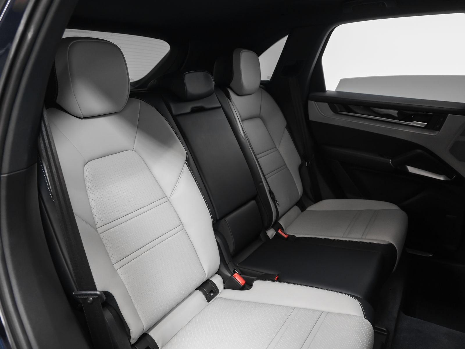 2024 Porsche Cayenne Cayenne S (MY24)