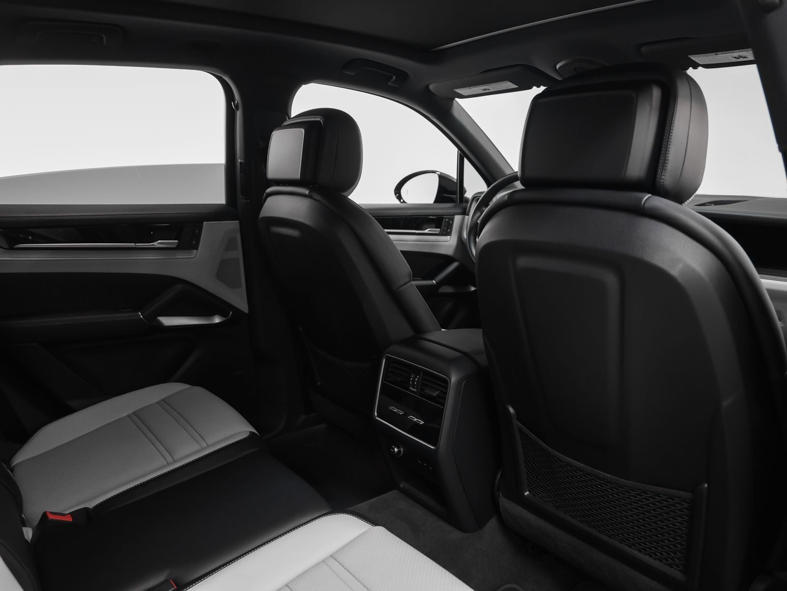 2024 Porsche Cayenne Cayenne S (MY24)