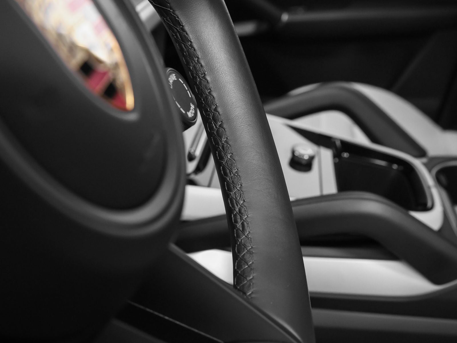 2024 Porsche Cayenne Cayenne S (MY24)