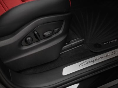 2025 Porsche Cayenne Cayenne S
