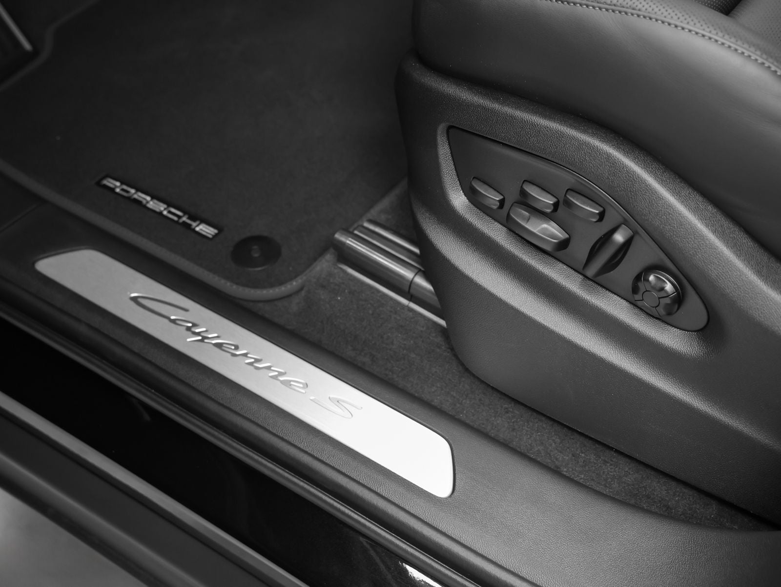2026 Porsche Cayenne S