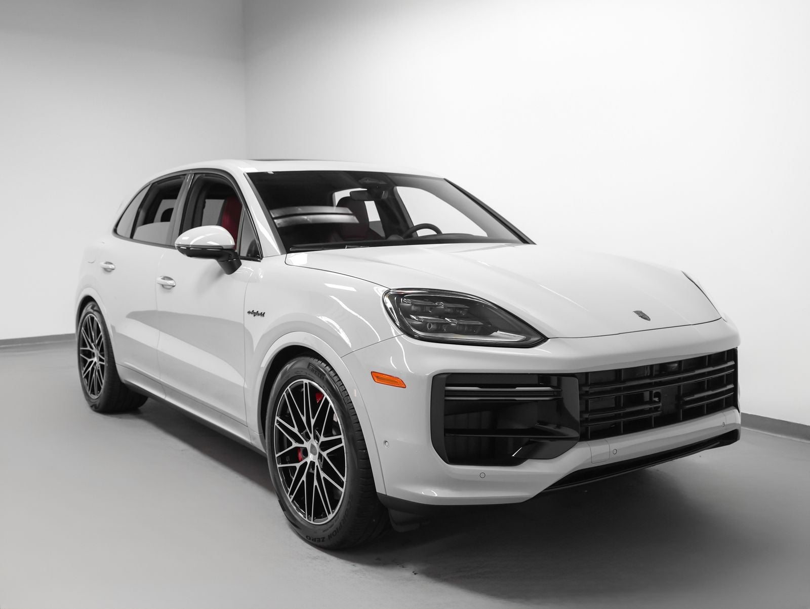 2026 Porsche Cayenne Turbo E-Hybrid