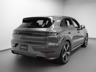 2025 Porsche Cayenne Turbo E-Hybrid