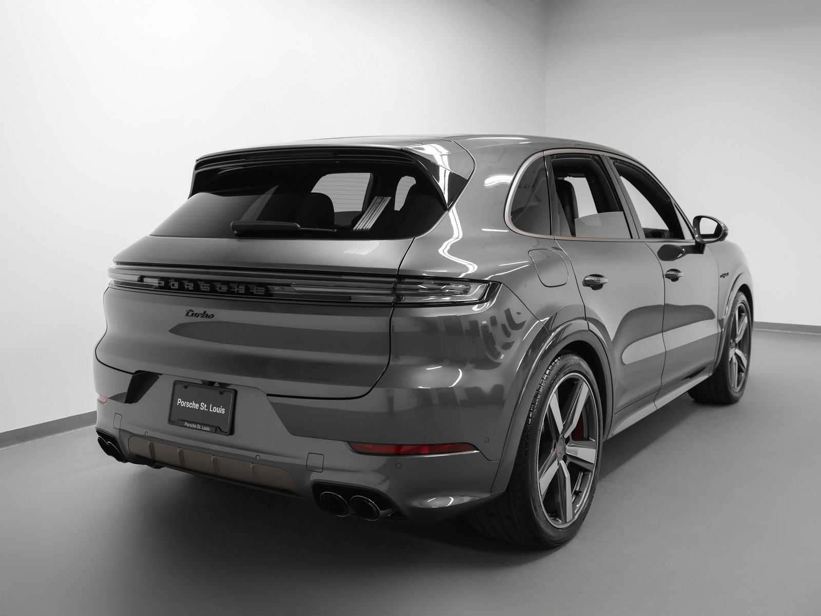 2025 Porsche Cayenne Turbo E-Hybrid