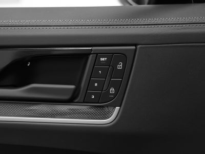 2025 Porsche Cayenne Turbo E-Hybrid