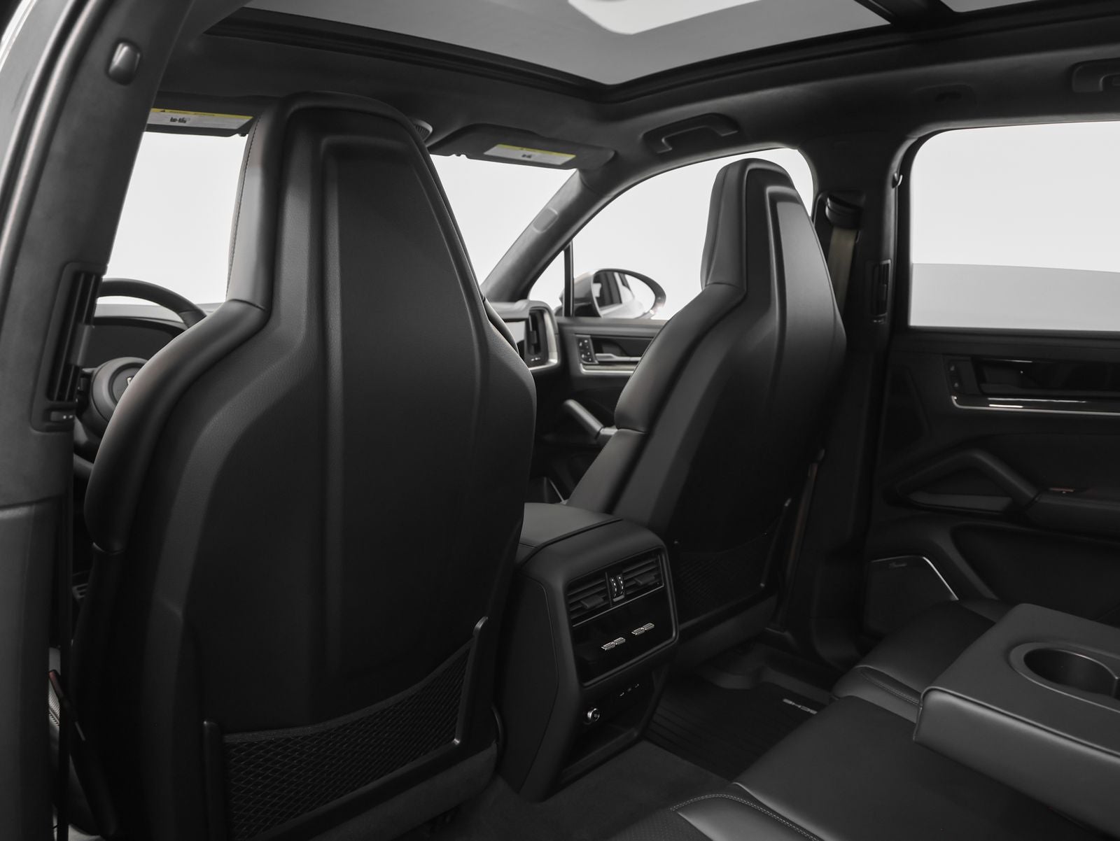 2025 Porsche Cayenne Turbo E-Hybrid