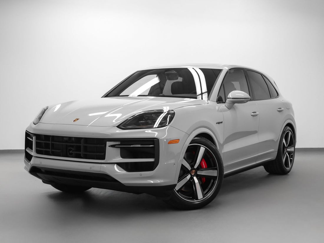 2026 Porsche Cayenne S E-Hybrid — photo 1 of 54