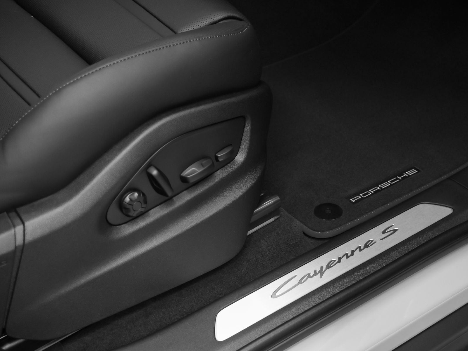 2026 Porsche Cayenne Cayenne S E-Hybrid