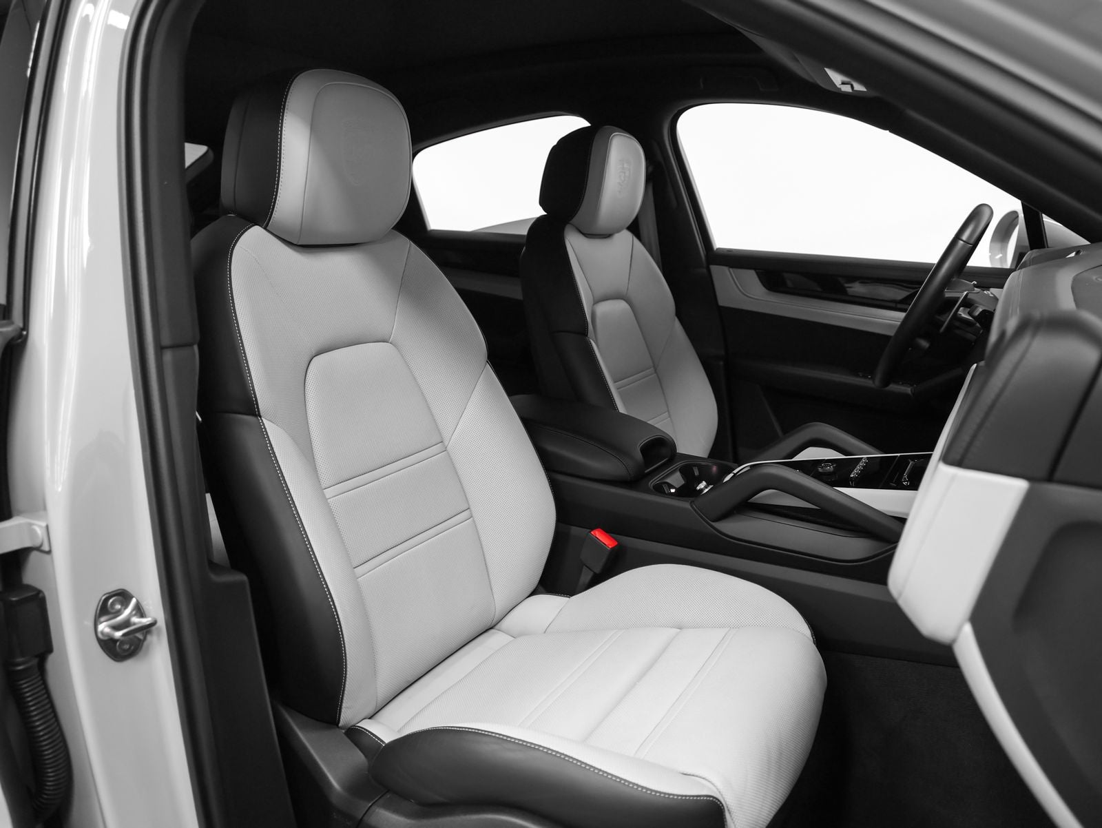 2024 Porsche Cayenne Coupe