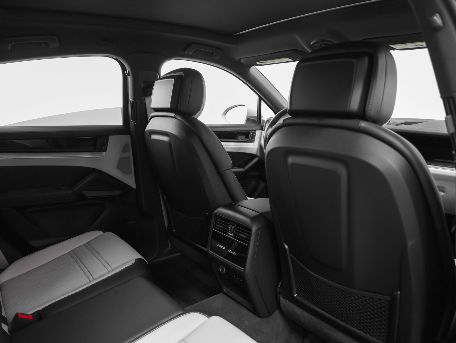 2024 Porsche Cayenne Coupe